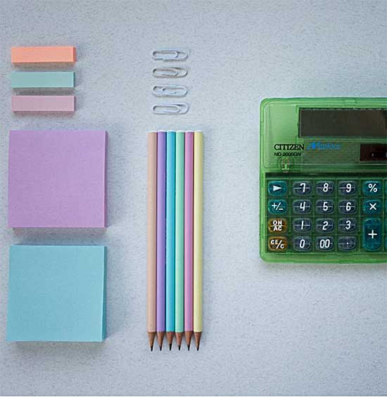 Material escolar en Valdemoro, rotuladores, marcadores, cuadernos, archivadores, libros, calculadoras, mochilas...